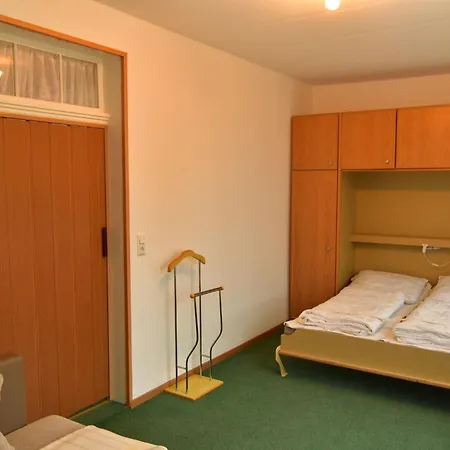 Grosse Und Moderne Im Erdgeschoss By Interhome